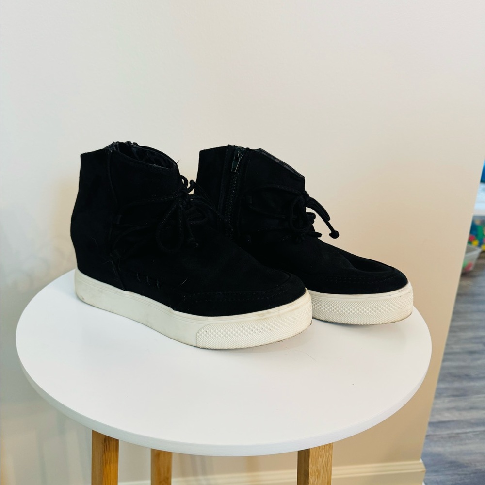 Suede heeled sneakers